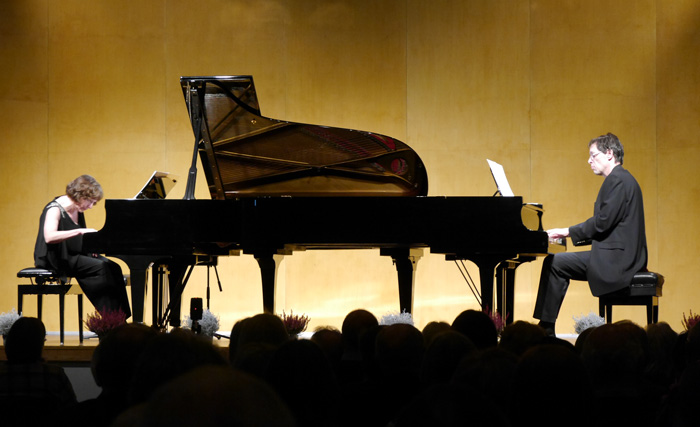 Das Klavierduo Adrienne Soós und Ivo Haag